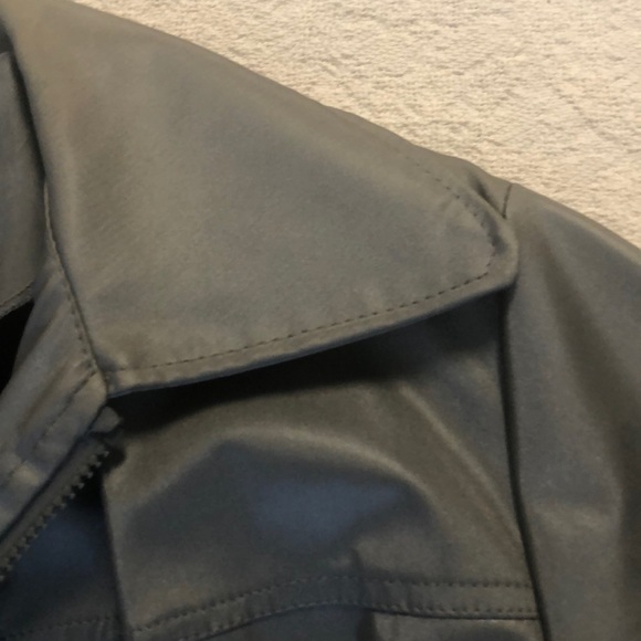 Silver lightweight jacket - Picture 4 of 4